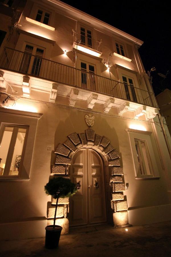 מלון Palazzo Mottola טרופאה מראה חיצוני תמונה